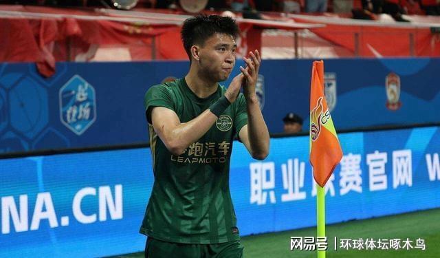 费兰·托雷斯表现平庸遭炮轰，西班牙锋线乏力引发球迷强烈不满
